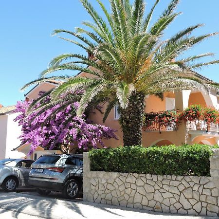 Neda Apartmani Mali Lošinj Eksteriør billede